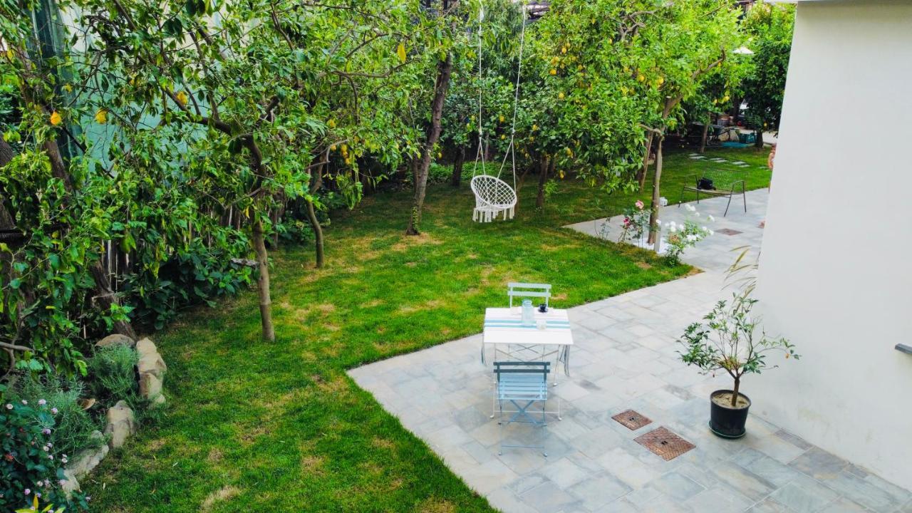 Bed and Breakfast Flavia'S Lemons Sorrent Exterior foto
